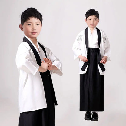 Kimono traditionnel japonais imprimé floral pour enfants, élégance de style japonais, robe kimono Sakura pour fille, nouvelle collection asiatique